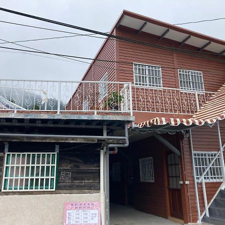 老老街 誠君民宿 Fenchihu Luaran gambar